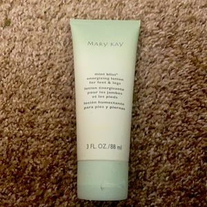 Mary Kay Mint Bliss Energizing lotion.